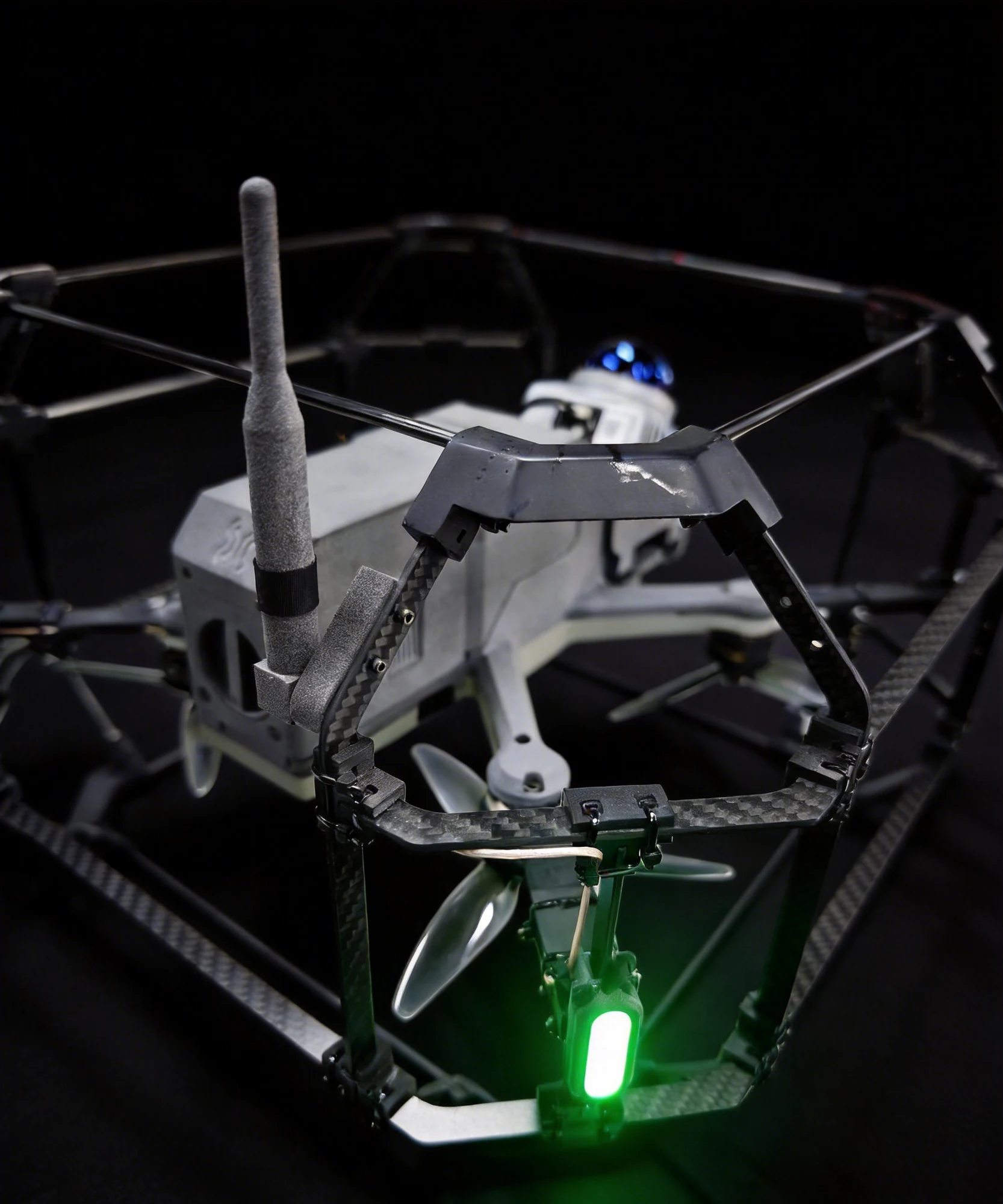 维度 D-vortex I 型无人机完整机体保护实拍